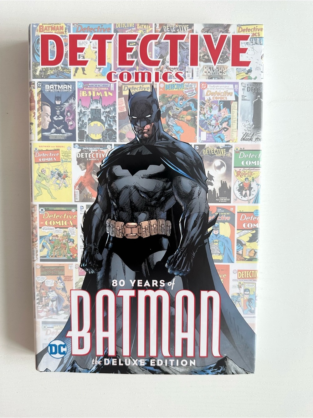 Detective Comics - Batman 80 Years Deluxe Edition (DC) - Black & Red hard cover